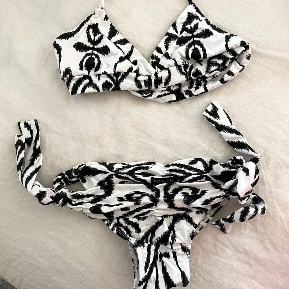 Indah Black & White Pattern Swim
